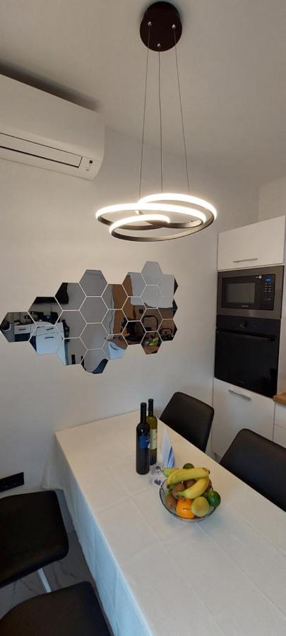 Apartman Perunika Selce Esterno foto