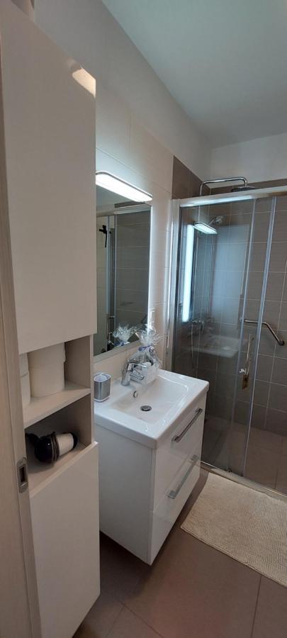 Apartman Perunika Selce Esterno foto